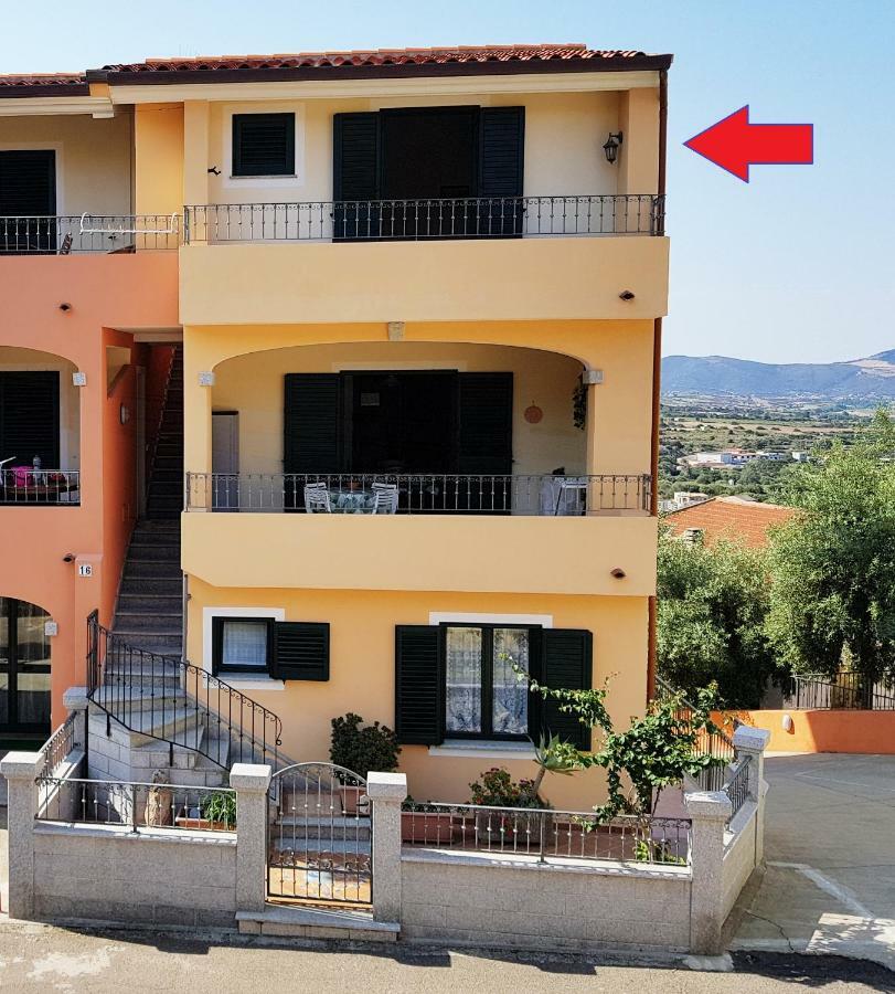 Апартаменты Borgo Lu Canali Da Gavino Бадеси Экстерьер фото