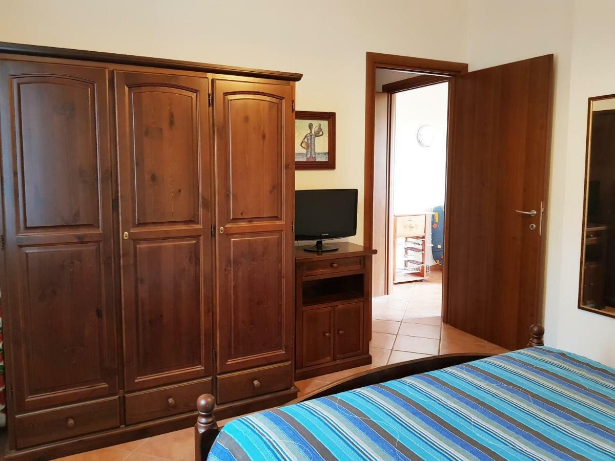 Апартаменты Borgo Lu Canali Da Gavino Бадеси Экстерьер фото